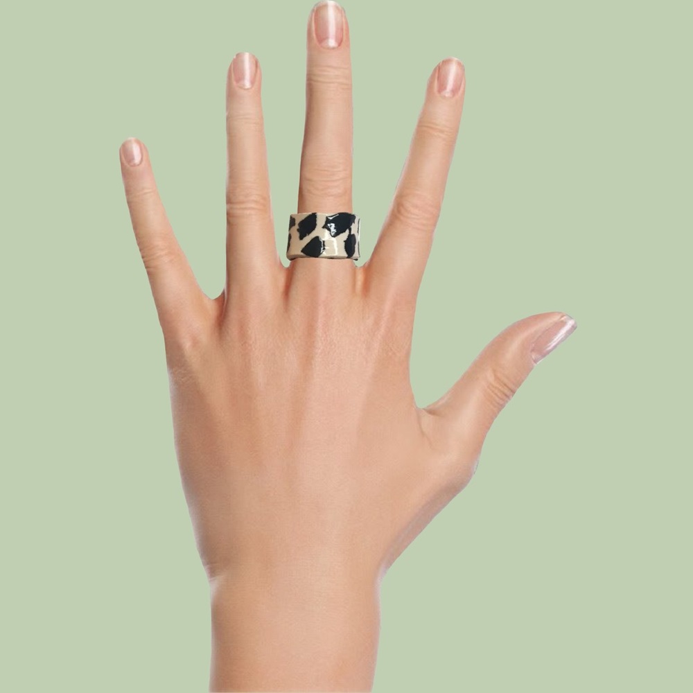 ✰Clay Ring✰ Cow print 🐄